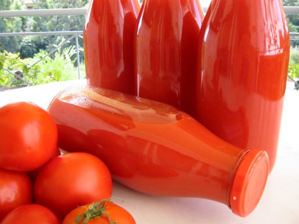 sok od paradajza za pritisak